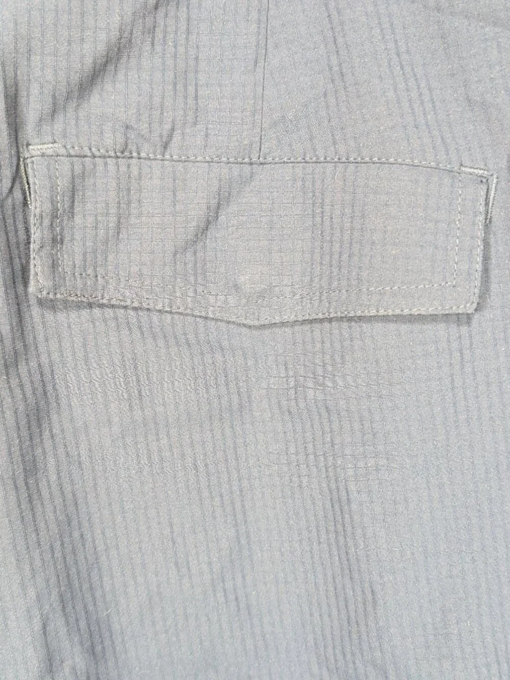 Under Armour Men's Navy Cargo Shorts Size 40